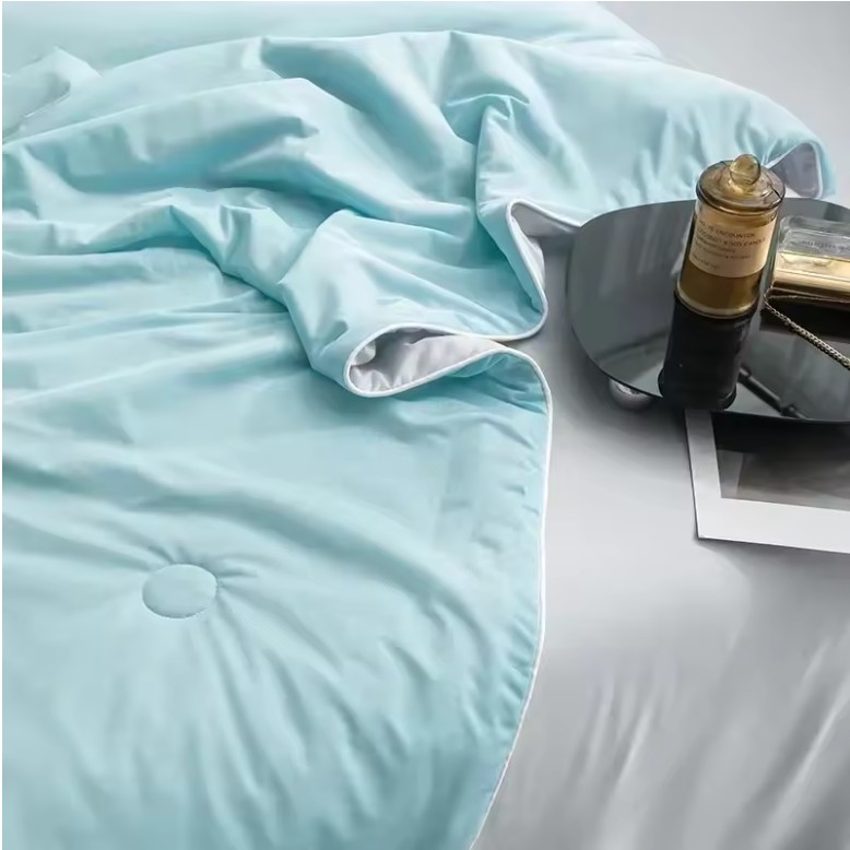 Cooling Blanket for Bed – Silky Lightweight Summer Quilt with Double-Sided Cooling Fabric - Image 5